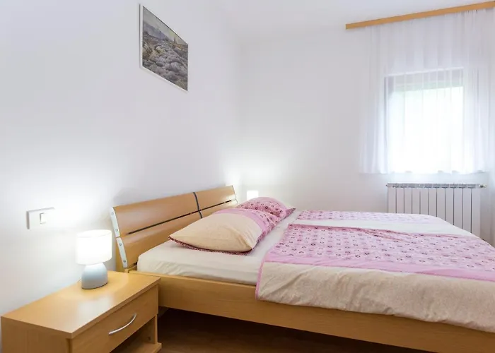 Apartments Sveta Marina